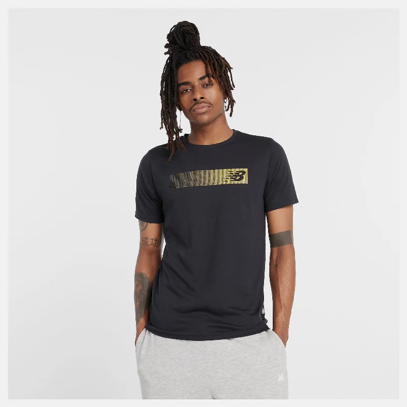 NEW BALANCE MEN'S ESSENTIALS HEATHERTECH GRAPHIC BLACK TEE