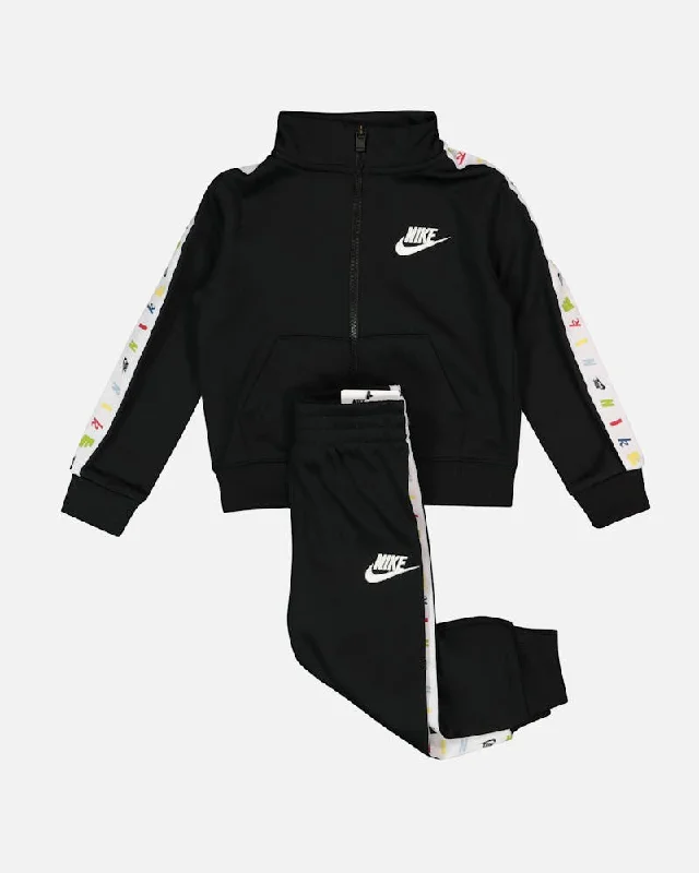 NIKE JUNIOR BLACK CLUB ESSENTIAL TRICOT SET